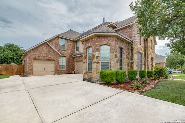 5318 Statice Hunt, House other with 5 bedrooms, 5 bathrooms and null parking in San Antonio TX | Image 4