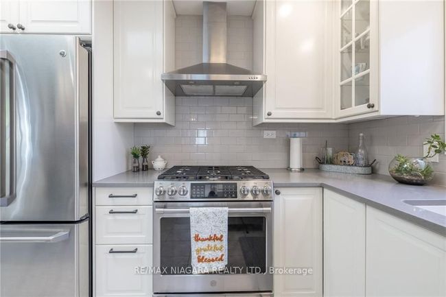 7863 Trackview St, House other with 3 bedrooms, 2 bathrooms and 2 parking in Niagara Falls ON | Image 17