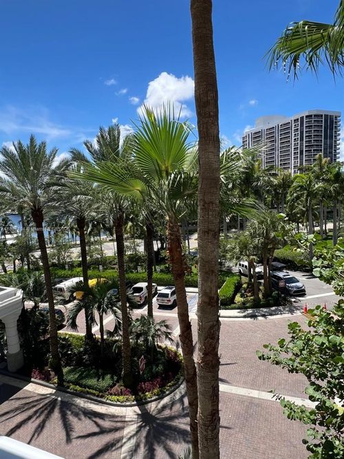 apt-504-21055 Ne 37th Ave, Aventura, FL, 33180-4086 | Card Image
