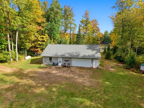 3050 Horseshoe Lake Rd, Crandon, WI, 54520 | Card Image