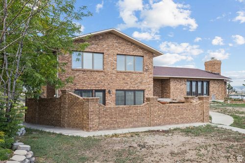 811 E 3250 S, Price, UT, 84501-4561 | Card Image