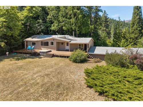 1910 Proctor Rd, Mosier, OR, 97040-9752 | Card Image
