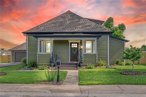 615 W Persimmon St, Rogers, AR, 72756-3653 | Card Image