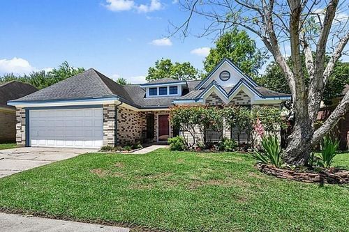 1038 Saint John Dr, Pearland, TX, 77584-2336 | Card Image