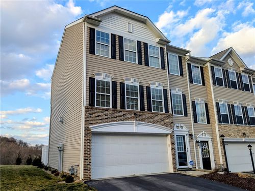 146 Rylie Dr, Harmony, PA, 16037-7733 | Card Image