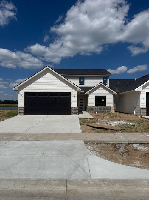 5600 Wandering Way, Maize, KS, 67101-1102 | Card Image