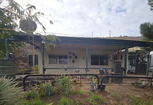 120 S Kelso Valley Rd, Weldon, CA, 93283-9506 | Card Image