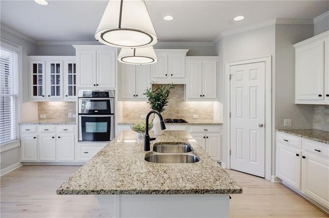 5210 Davenport Pl, Townhouse with 4 bedrooms, 5 bathrooms and 2 parking in Roswell GA | Image 13