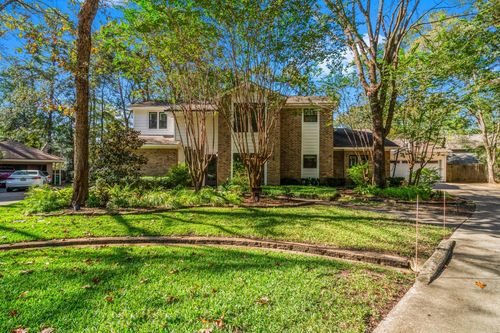 7 Elwood Hills Ct, The Woodlands, TX, 77381-2632 | Card Image
