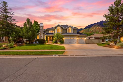3195 E Walker Mill Dr, Holladay, UT, 84121-3583 | Card Image