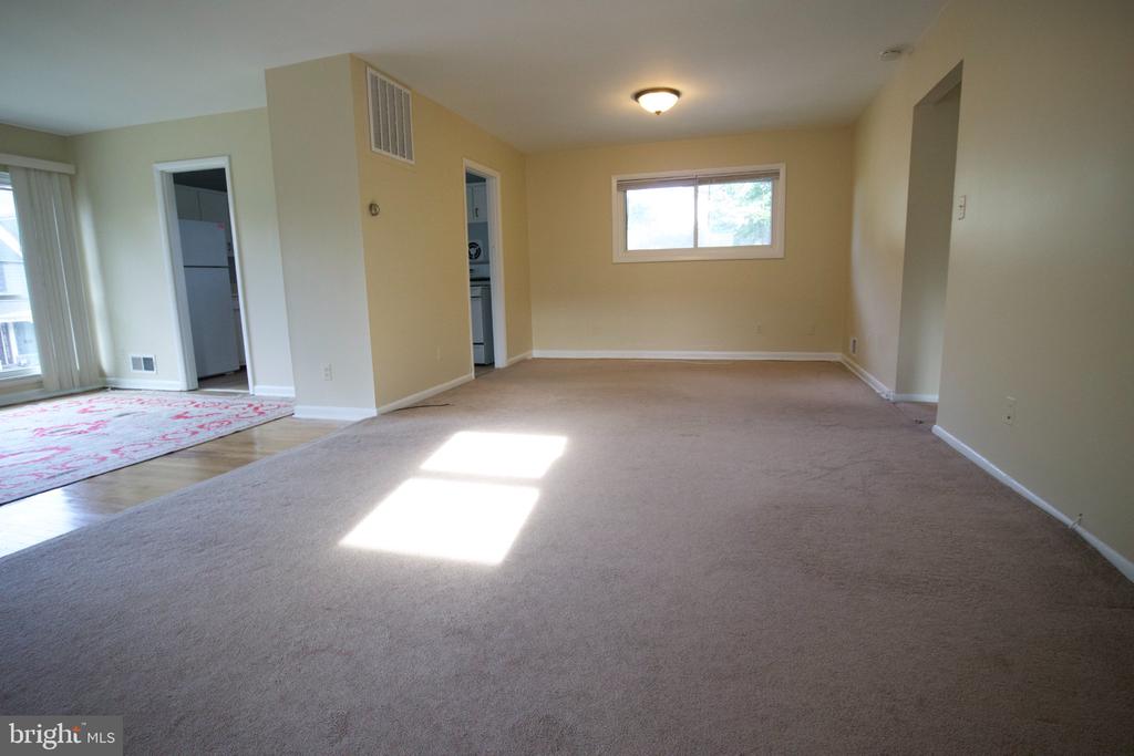 Residential Lease in ARLINGTON 4