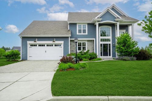 3122 Mendota Ct, Summit, WI, 53066-5139 | Card Image