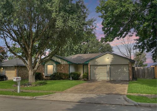 3919 Willmont Rd, La Porte, TX, 77571-4191 | Card Image