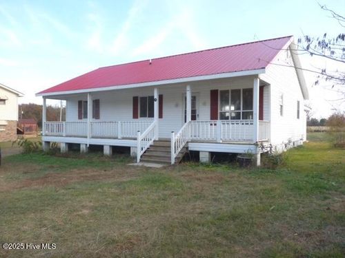 1990 Us Highway 13 N, Farmville, NC, 27828-8996 | Card Image