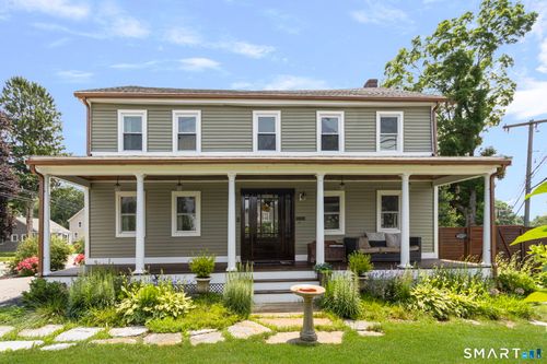 9 E Franklin St, Killingly, CT, 06239-3617 | Card Image