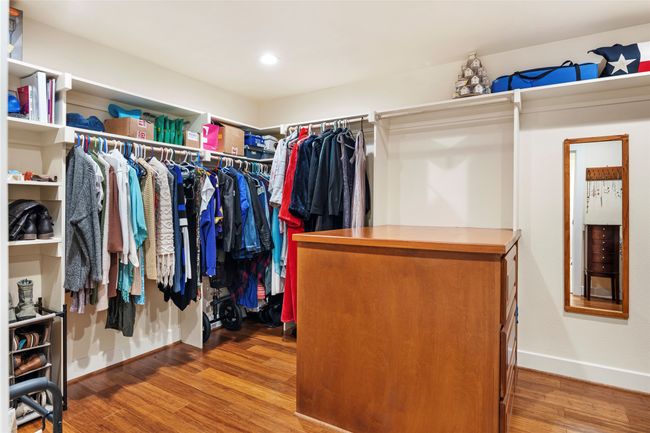 Custom closet system with a built-in dresser | Image 27