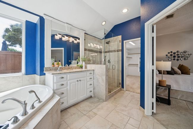 2001 Elm Creek Ln, House other with 3 bedrooms, 2 bathrooms and null parking in Flower Mound TX | Image 21