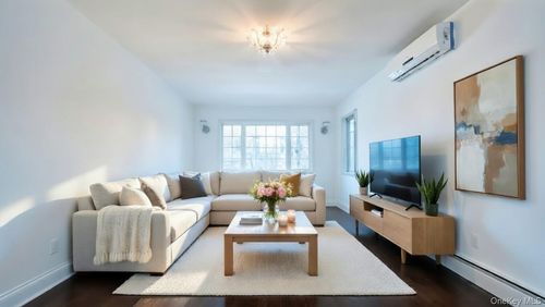 9904 74th Avenue, New York, NY, 11375 | Card Image