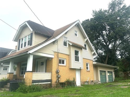 285 Poland Ave, Struthers, OH, 44471-1652 | Card Image