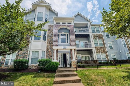 apt-f303-3521 Piney Woods Pl, LAUREL, MD, 20724-5991 | Card Image