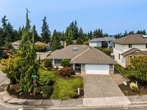 16726 70th Pl W, Lynnwood, WA, 98037-2740 | Card Image