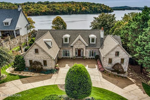 135 Big Water Dr, Vonore, TN, 37885-5328 | Card Image