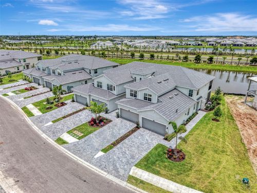 104-19227 Cherrystone Way, LAKEWOOD RANCH, FL, 34211-5925 | Card Image