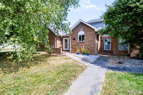1003 Angela Ct, Jerseyville, IL, 62052-2595 | Card Image