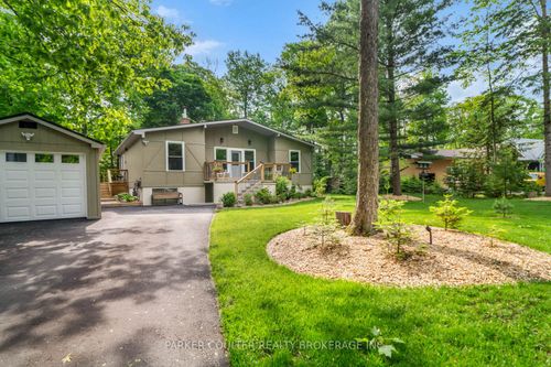 11 Duquette Crt, Tiny, ON, L9M0H3 | Card Image