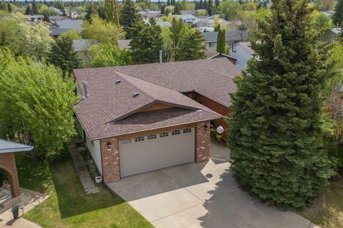 4305 74 Street, Camrose, AB, T4V3V3 | Card Image