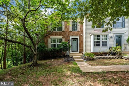 7057 Sauvage Ln, GAINESVILLE, VA, 20155-1682 | Card Image