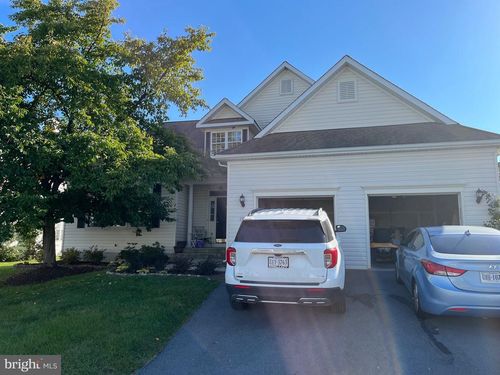 104 Hayvenhurst Ct, STEPHENS CITY, VA, 22655-5348 | Card Image