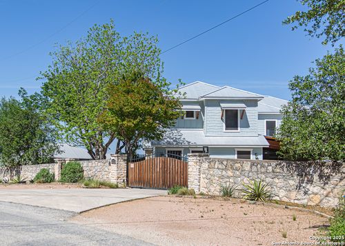 1950 Triple Peak Dr, Canyon Lake, TX, 78133-5516 | Card Image