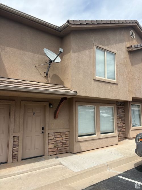 unit-4f-920 S 25 E, Cedar City, UT, 84720-4180 | Card Image