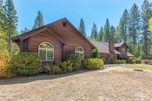 4801 Azalea Dr, Grants Pass, OR, 97526-8298 | Card Image