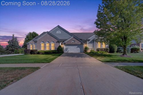 16590 Cottonwood Ct, Northville, MI, 48168-4425 | Card Image
