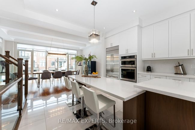 23 Carrville Woods Cir, House attached with 3 bedrooms, 4 bathrooms and 2 parking in Vaughan ON | Image 22