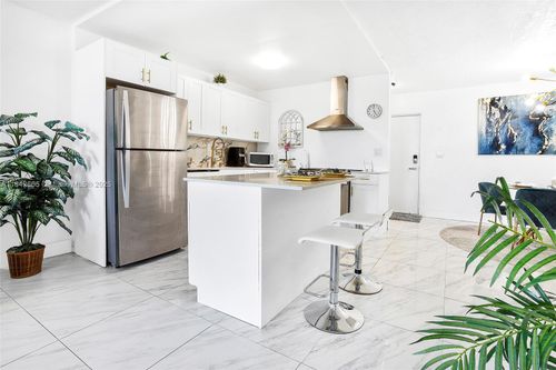 apt-416-7300 Nw 17th St, Plantation, FL, 33313-5148 | Card Image