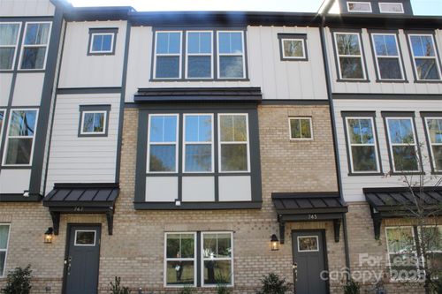 743 Hoke Ln, Davidson, NC, 28036-9399 | Card Image