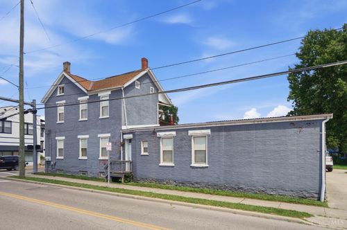 243 W Vine St, Reading, OH, 45215-3240 | Card Image