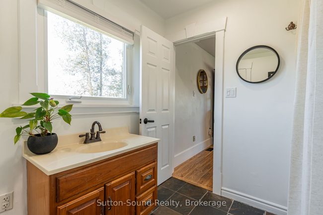 146 Sunset Blvd, House other with 3 bedrooms, 2 bathrooms and 8 parking in Georgian Bluffs ON | Image 17