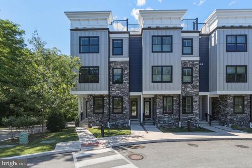2001 Hyview Terrace, FORT WASHINGTON, PA, 19034 | Card Image