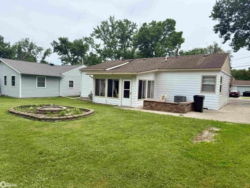 17 Asbury Circle, Ottumwa, IA, 52501 | Card Image