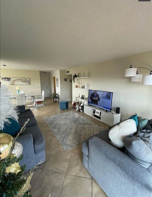 apt-516b-13120 Sw 92nd Ave, Miami, FL, 33176-5786 | Card Image