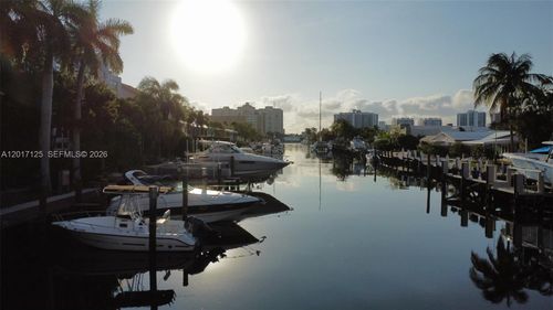 2908 Bayview Dr, Fort Lauderdale, FL, 33306-1770 | Card Image