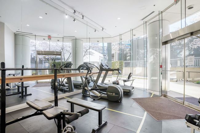Exercise room with floor to ceiling windows | Image 19