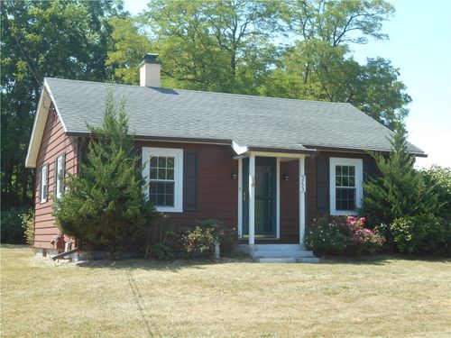 5753 W Lake Rd, Auburn, NY, 13021-8741 | Card Image