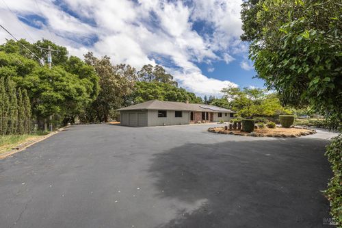 520 Fair Avenue, Petaluma, CA, 94952 | Card Image