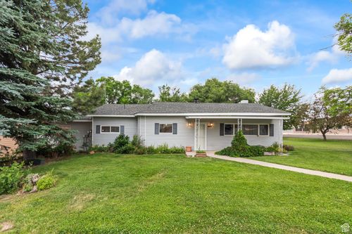 20 S 200 W, Bicknell, UT, 84715-7727 | Card Image