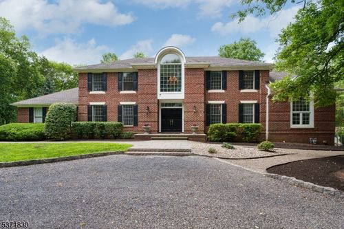 9 Deer Path, Skillman, NJ, 08558-1638 | Card Image